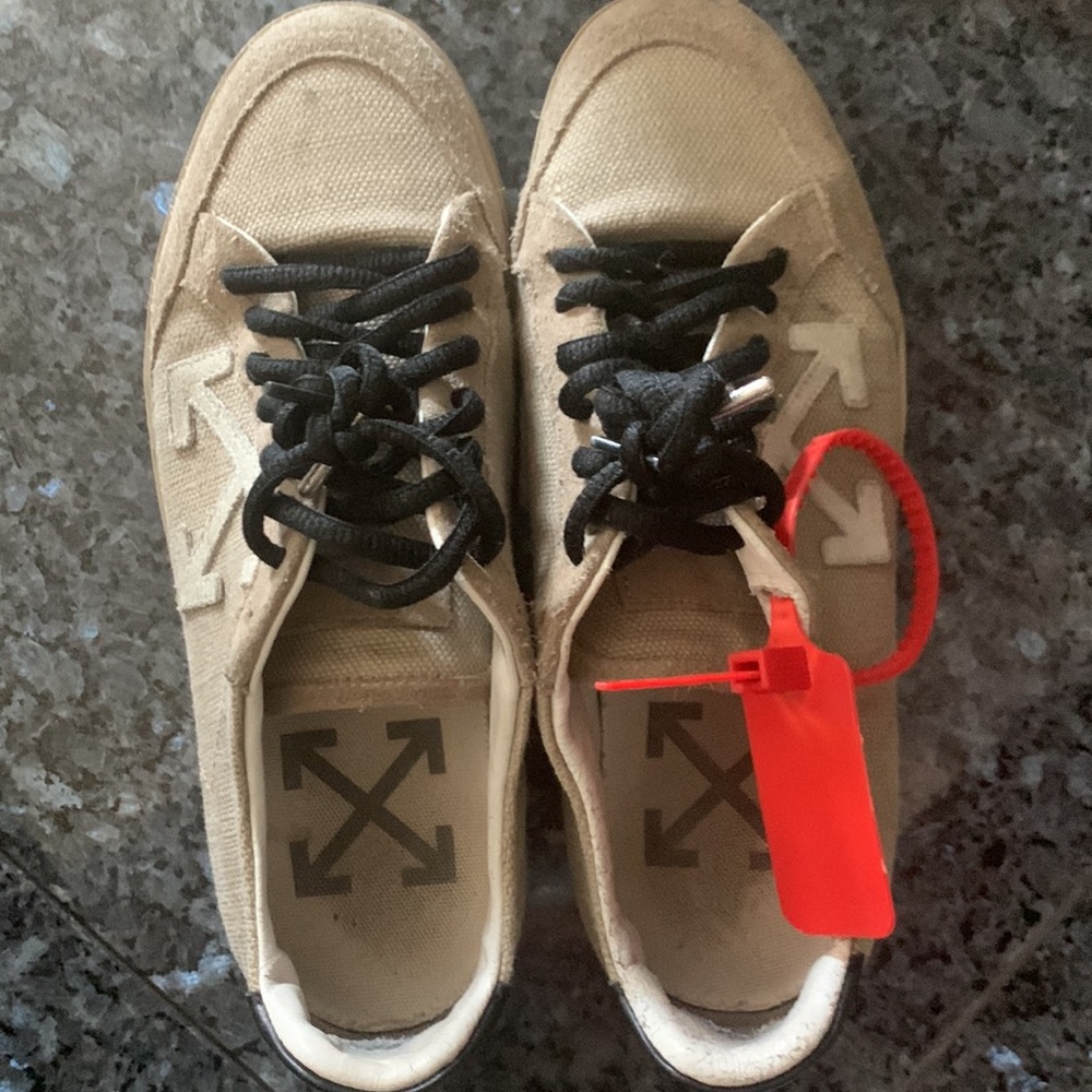 Women’s off white tennis sneakers - Picture 10 of 13